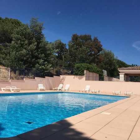 Sainte-Maxime - 3 Bedroom Apartment, Air Conditioned, Outdoor Terrace, Swimming Pool Екстер'єр фото