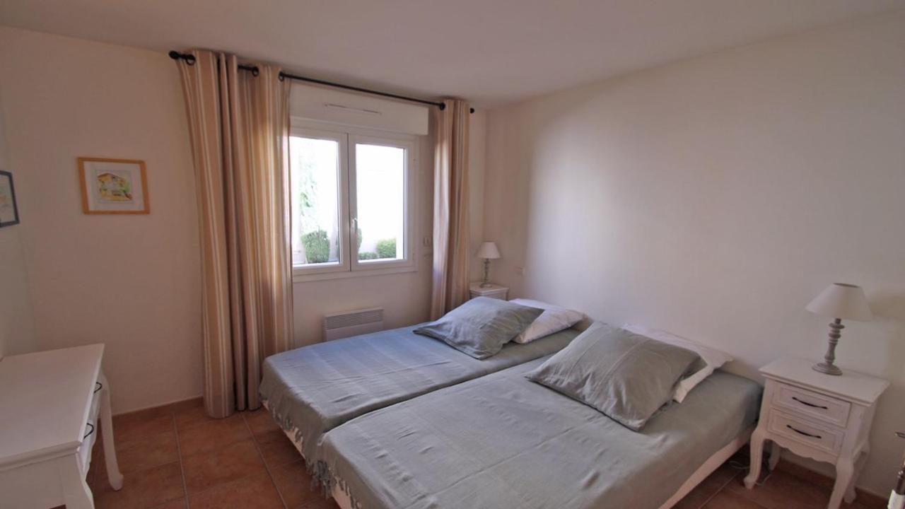Sainte-Maxime - 3 Bedroom Apartment, Air Conditioned, Outdoor Terrace, Swimming Pool Екстер'єр фото